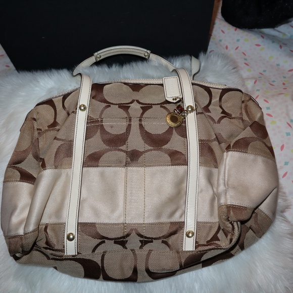 coach purse - Picture 2 of 4